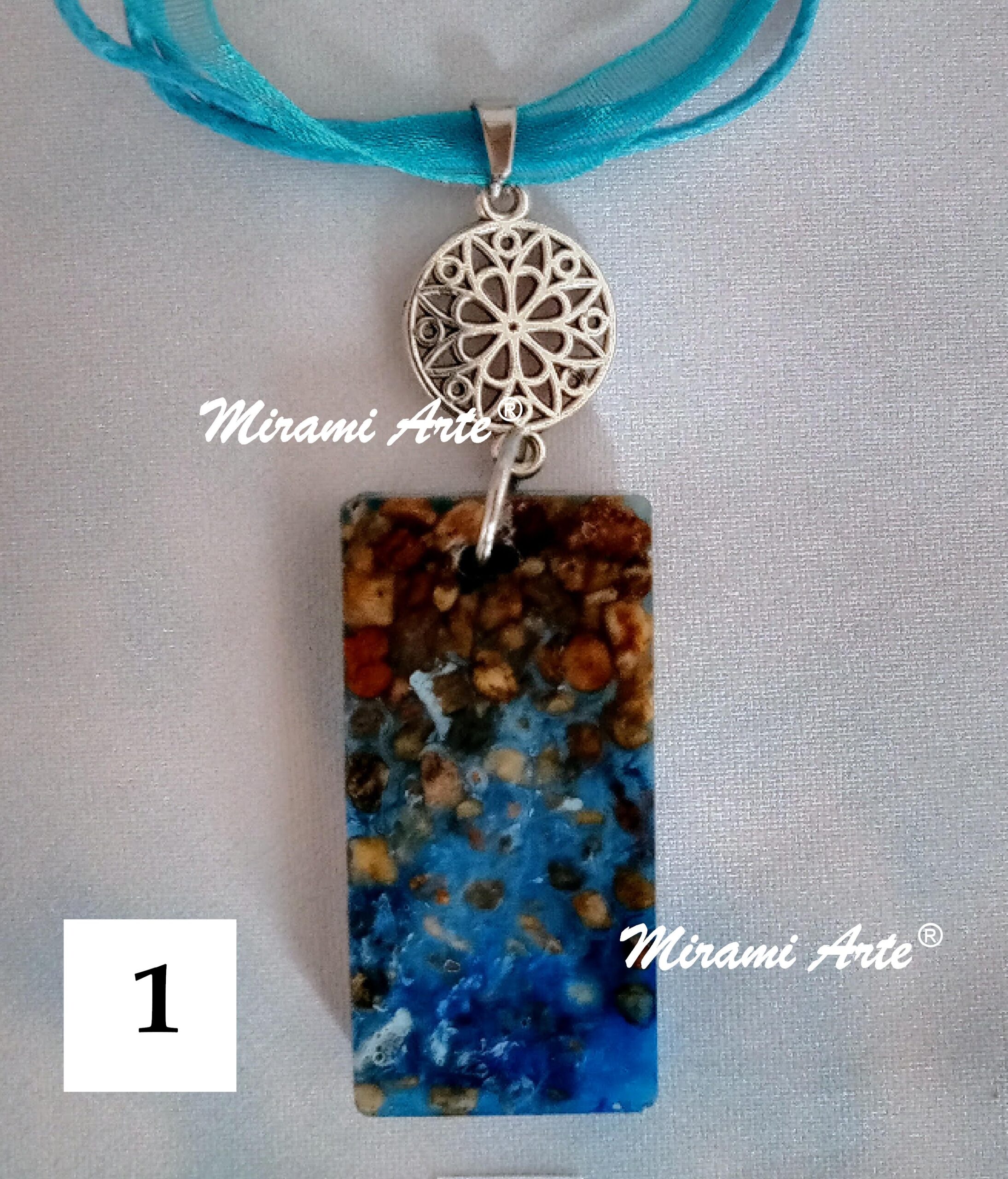 Colgante Nostalgias Playeras en Resina Transparente - Imagen 3