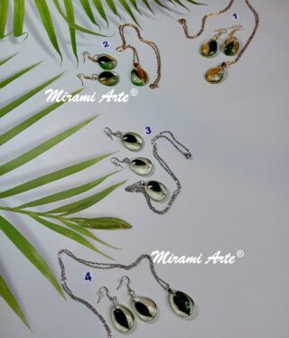 Conjunto Aros y Colgante en Resina Transparente