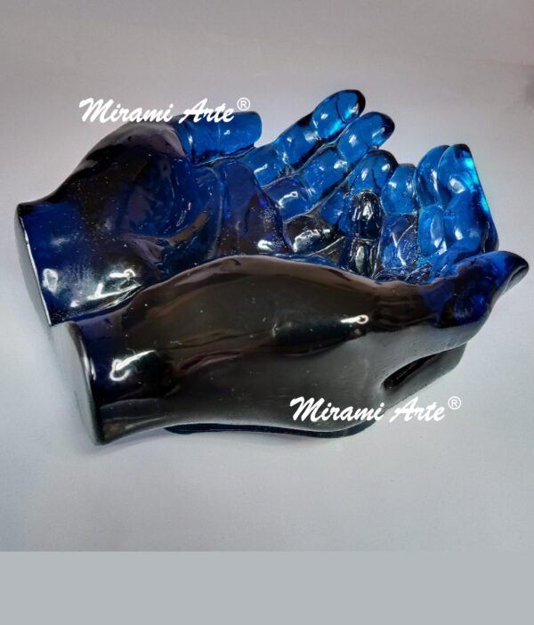 Manos en Resina Azul Semi Transparente - Imagen 3